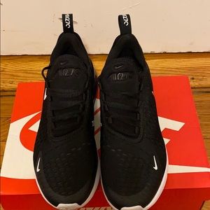 Black & White Nike Air Max 270